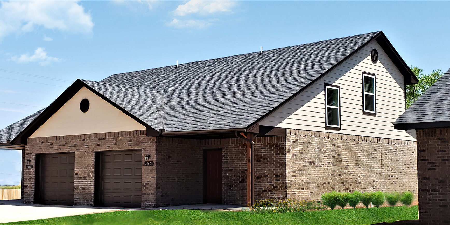 Villas at Lions Court, Blanchard